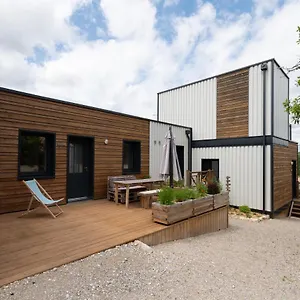 Lot En Dock 3 Atypiques Et écologiques En Vallée De La Dordogne Appartement Souillac