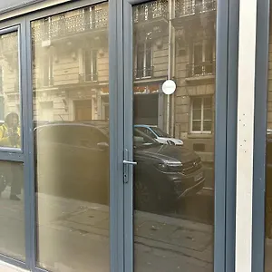 Stylish Modern Studio Appartement Paris